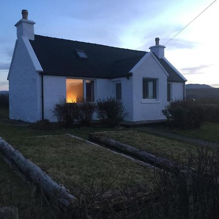 Amber'S Cottage Staffin Exterior foto