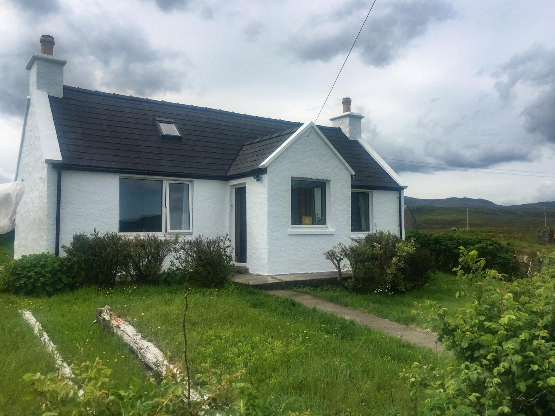 Amber'S Cottage Staffin Exterior foto